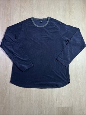 Vintage Y2K Club Monaco Men’s Large Navy Long Sleeve Crewneck Sweater